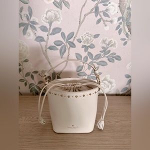 Kate Spade bucket bag - excellent condition, only worn a few times